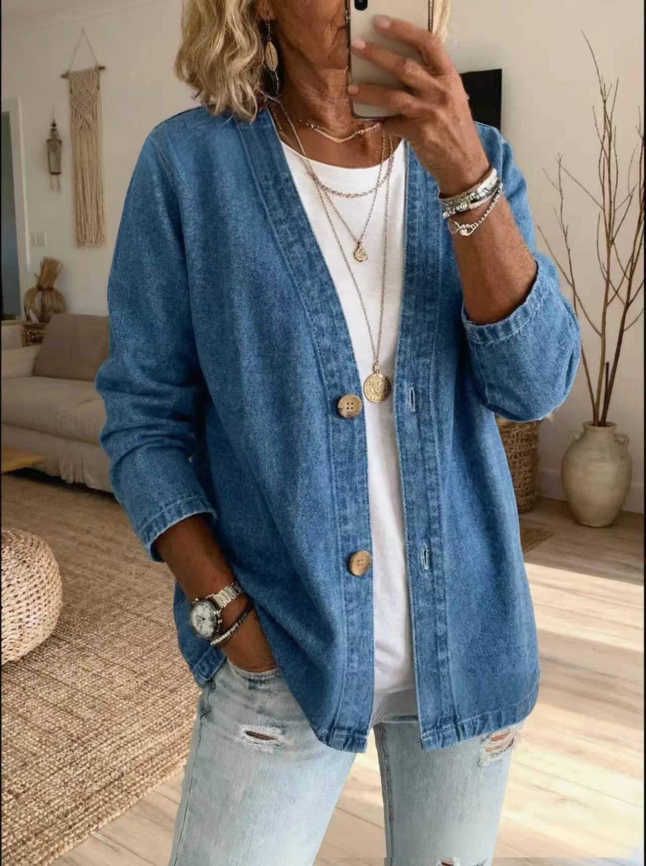 🧥 60% OFF NOW! ✨ Women's Classic Button Front Denim Jacket – V-Neck, Breathable Fabric & Relaxed Fit 💙