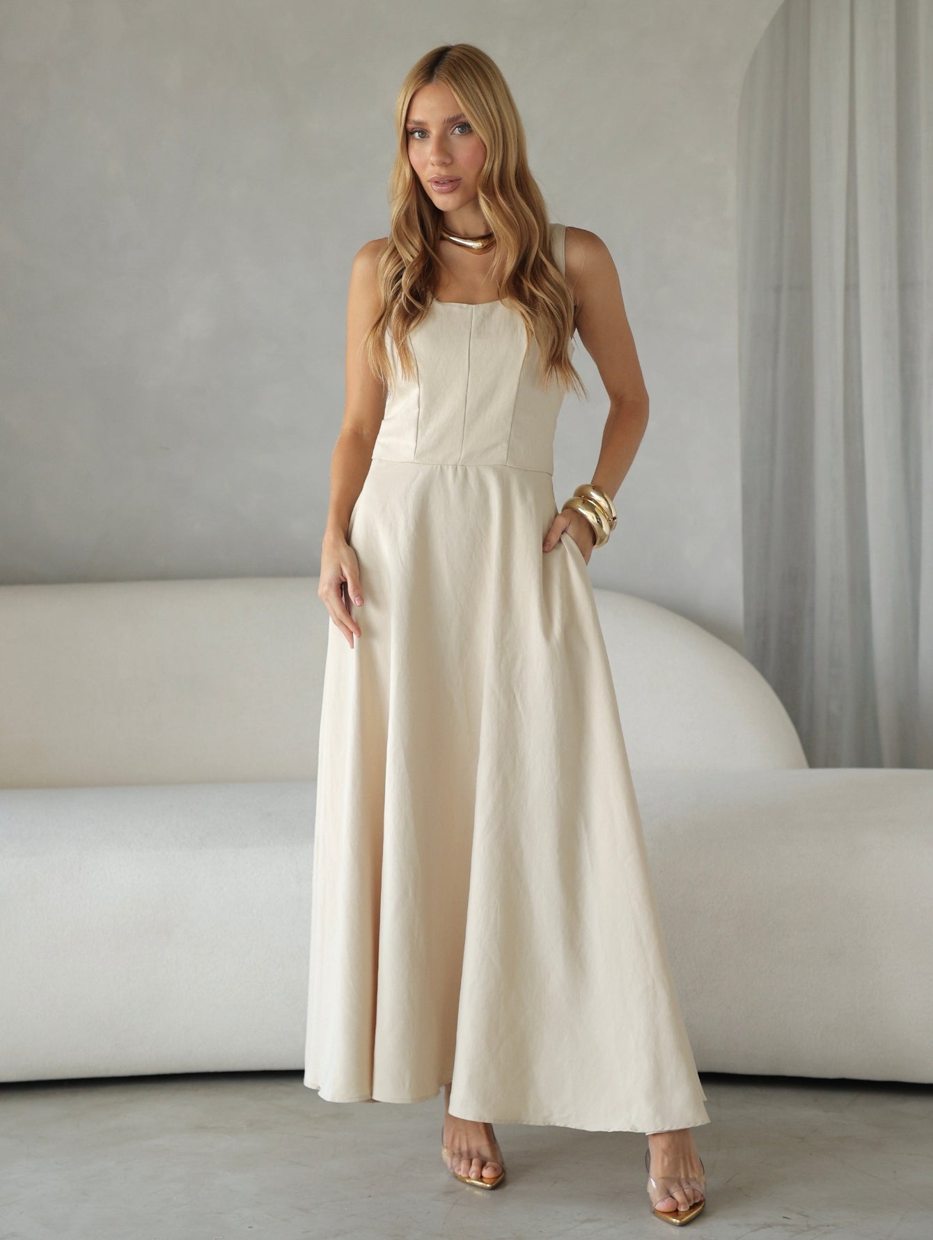Elegant Square-Neck Long Flow Dress