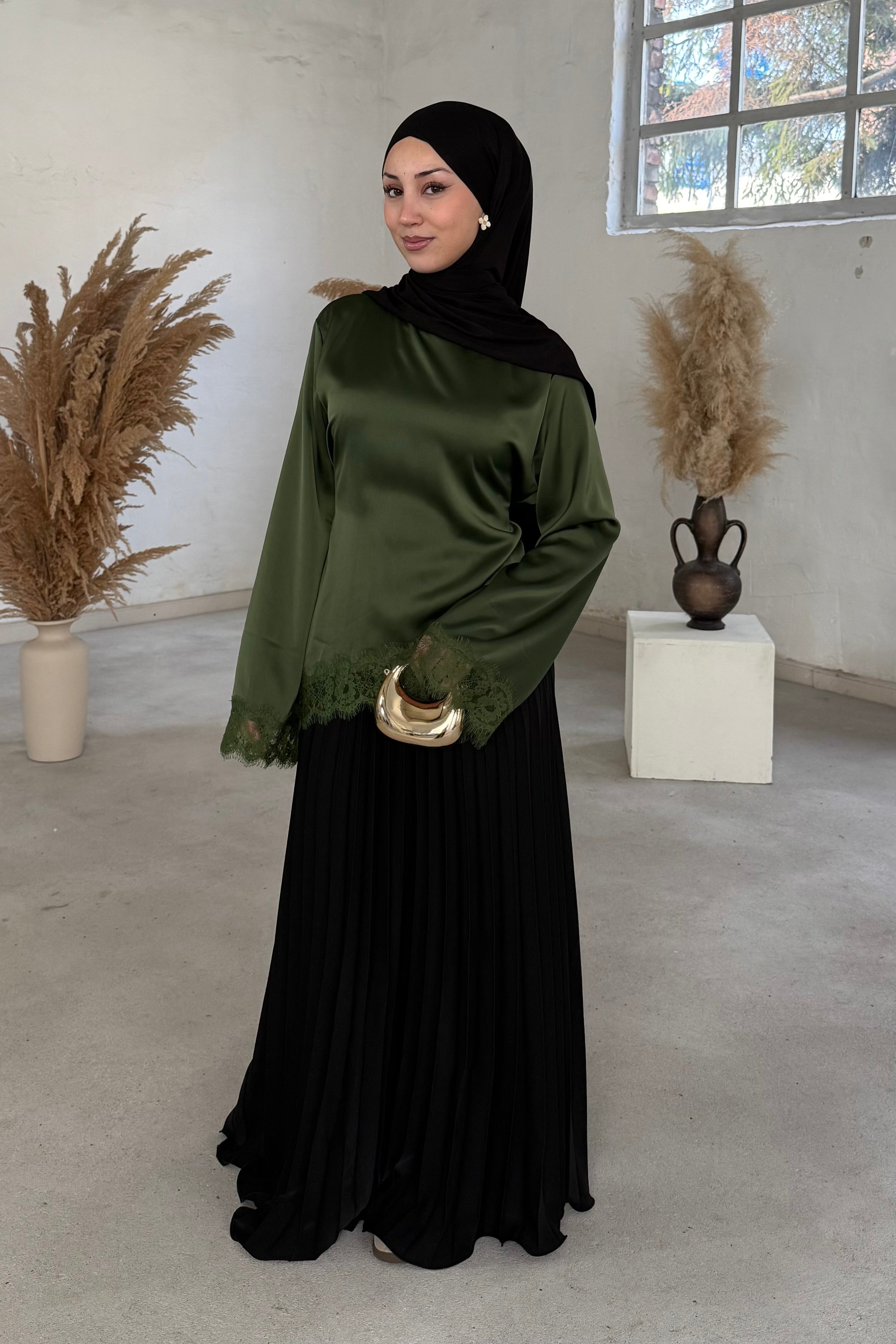 ✨ Elegant Lace Top