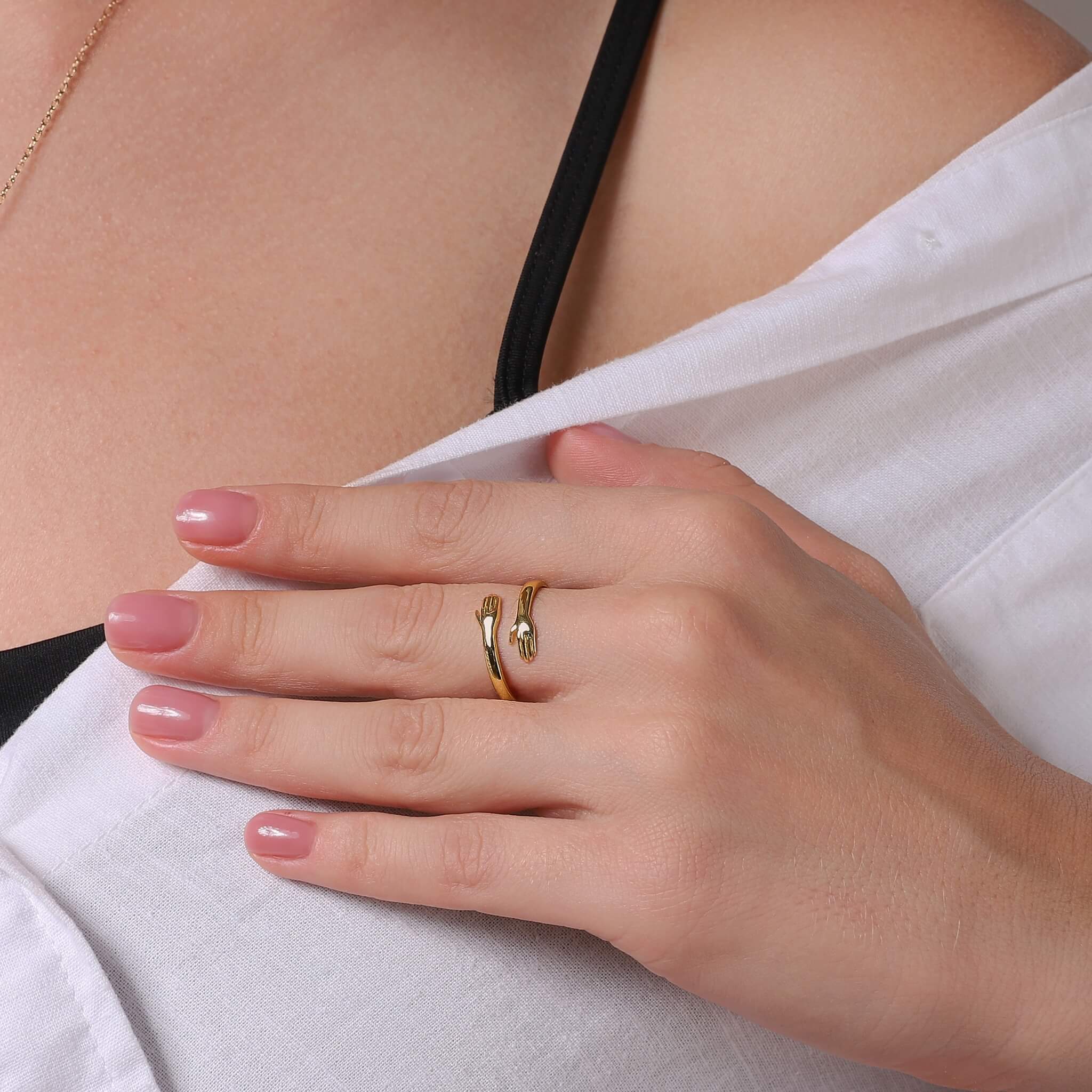 ✨Hug Ring – Adjustable Minimalist Fashion Jewelry🎁